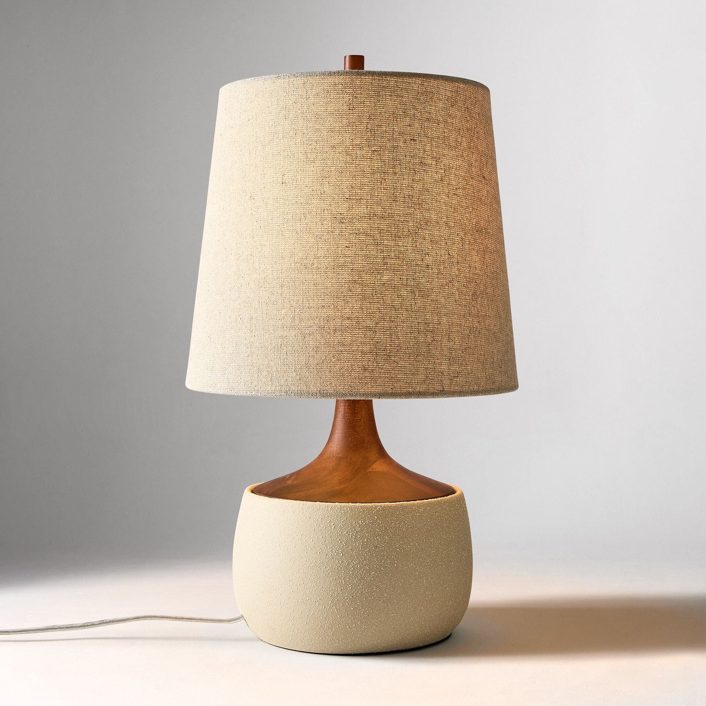 Arden Ceramic Table Lamp - Alfanite Store