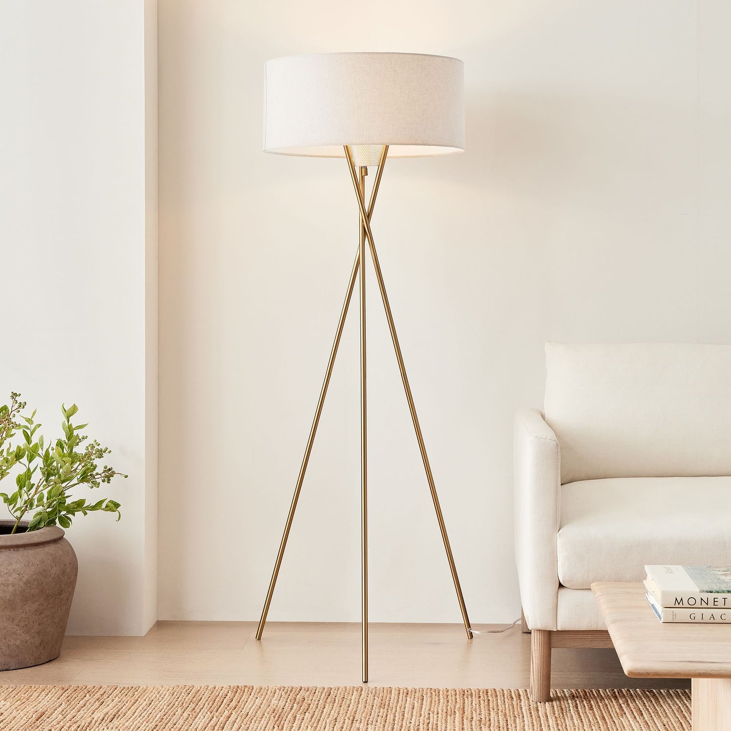 Brass Tripod Floor Lamp - Alfanite Store